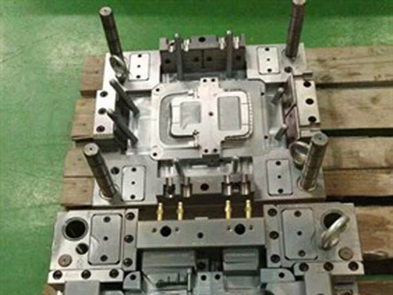 定南模具制造-06